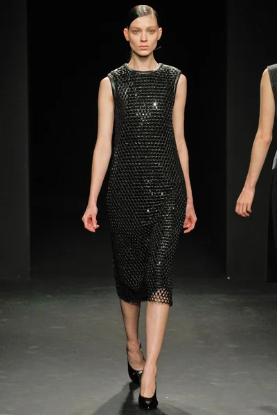 Look 30